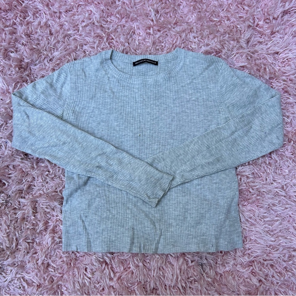 brandy melville light gray ribbed sweater, one size/small